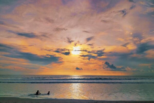 batu belig beach